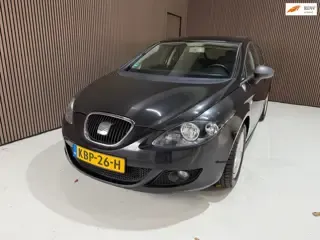 Seat Leon 1.2 TSI Ecomotive Businessline COPA 2012 - voorkant