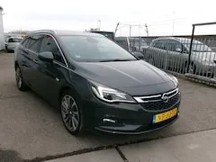 Opel Astra 1.4 Innovation 2017 - voorkant