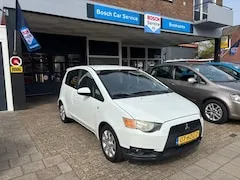 Foto van Mitsubishi Colt
