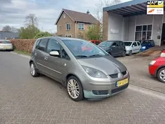 Foto van Mitsubishi Colt