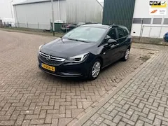 Opel Astra 1.0 Online Edition 2018 - voorkant