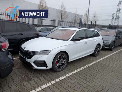 Skoda Octavia 1.4 TSI RS iV PHEV Business 2021 - voorkant