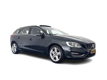 Volvo V60 2.4 D6 Twin Engine R-Design 2015 - voorkant