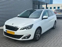 Peugeot 308 1.2 PureTech Allure 2016 - voorkant