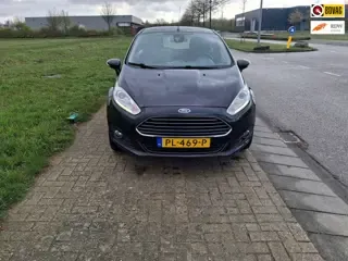 Ford Fiesta 1.0 EcoBoost Titanium 2013 - voorkant