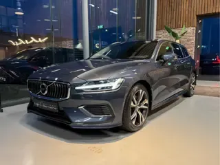 Volvo V60 2.0 T8 Twin Engine AWD Inscription 2020 - voorkant