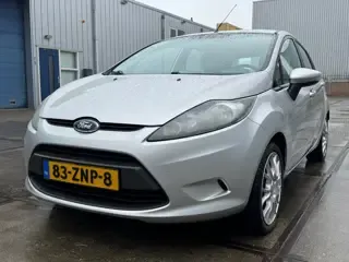 Ford Fiesta 1.25 Champion 2013 - voorkant