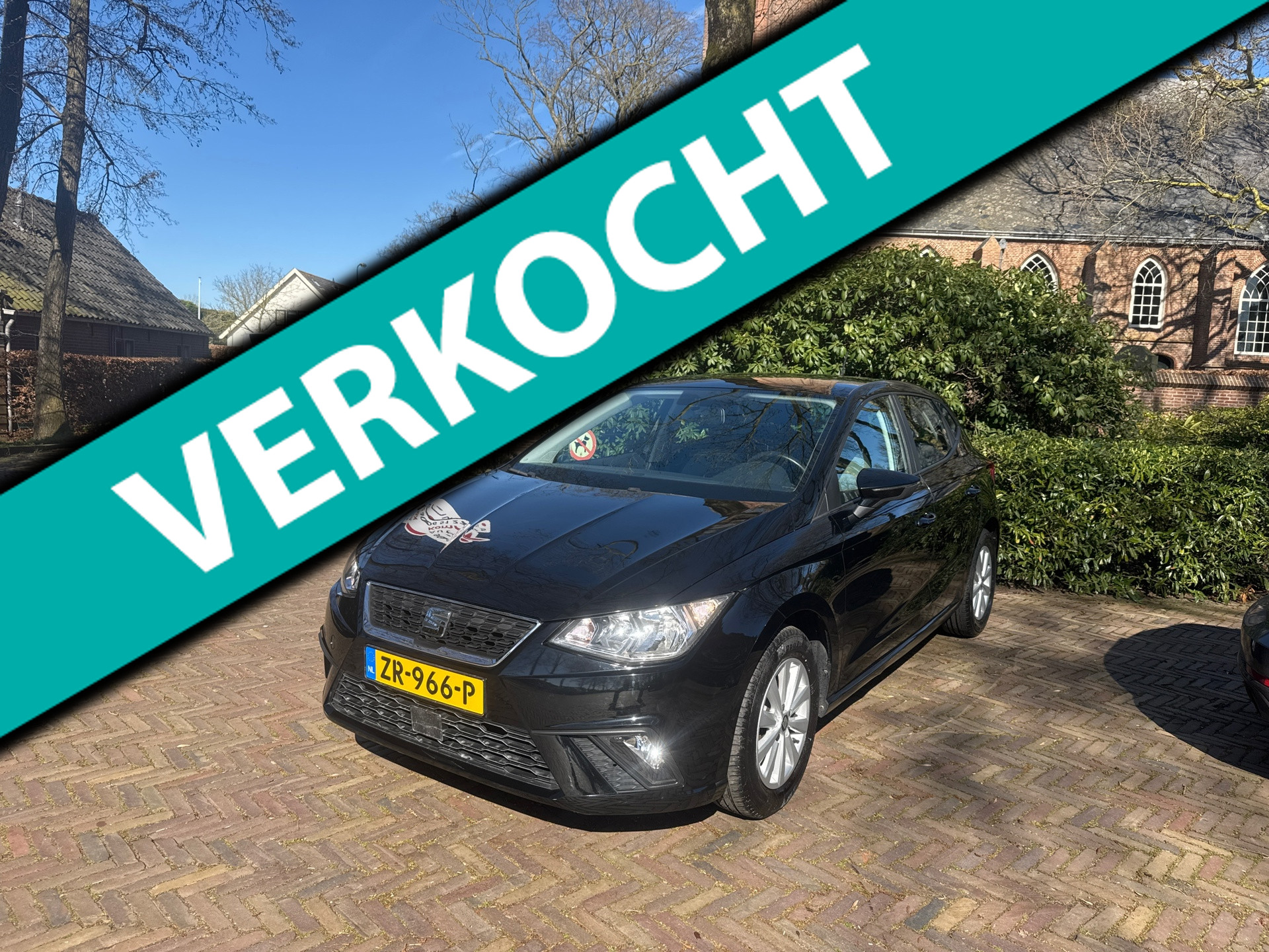 Seat Ibiza 1.0 MPI Reference 2e paasdag open 12 tot 16 uur carplay/lage km stand! 2018 - voorkant