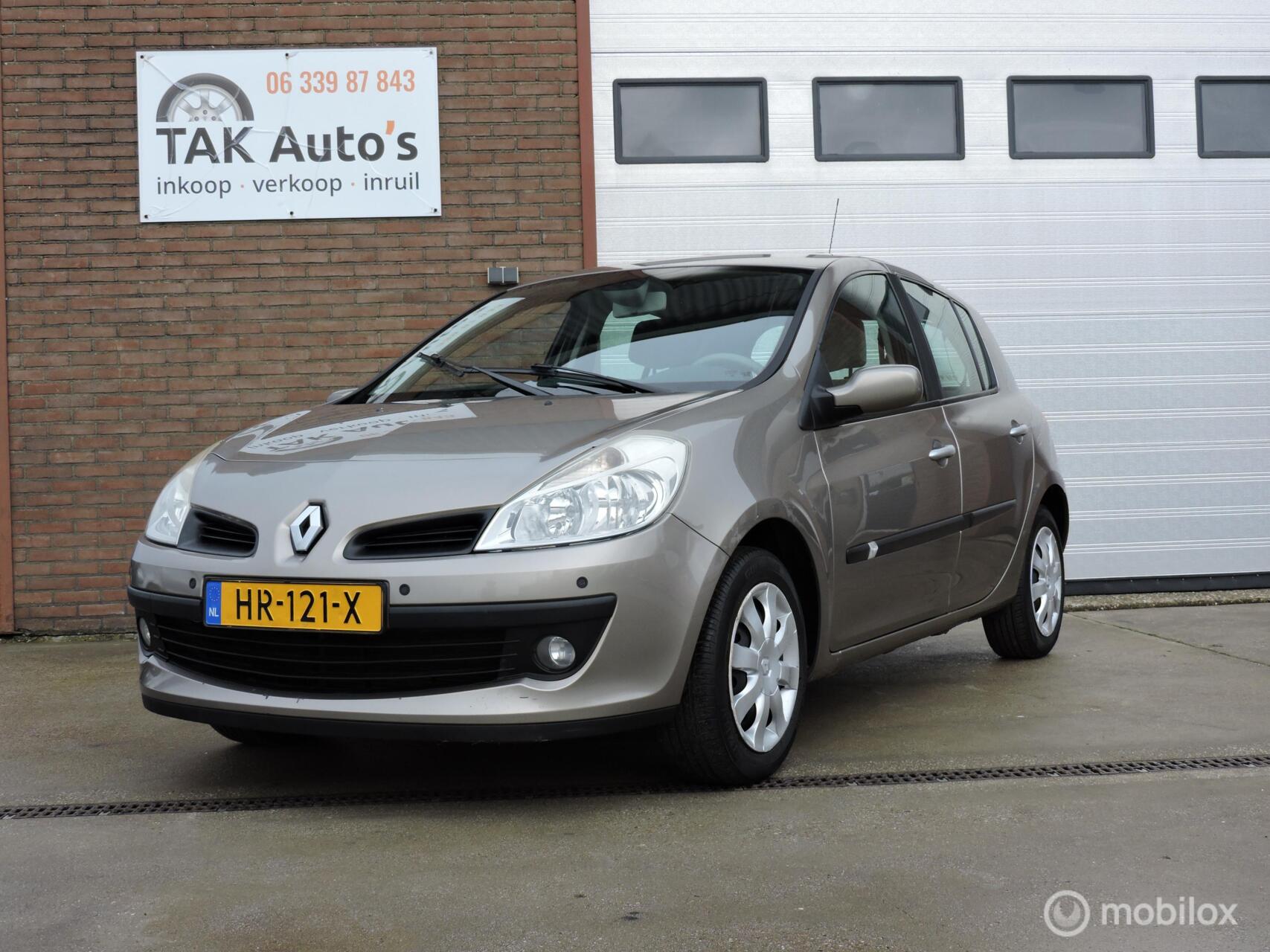 Renault Clio 1.6-16V Dynamique/AUTOMAAT//5DR/AIRCO 2008 - voorkant