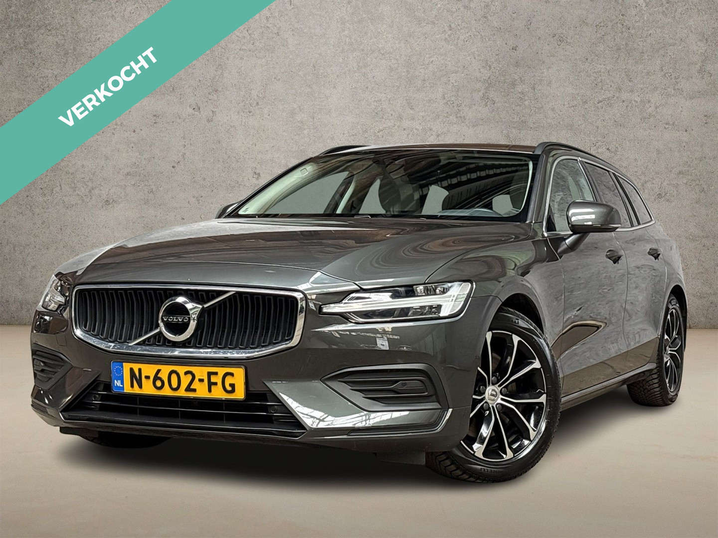 Volvo V60 2.0 B3 Inscription 2021 - voorkant