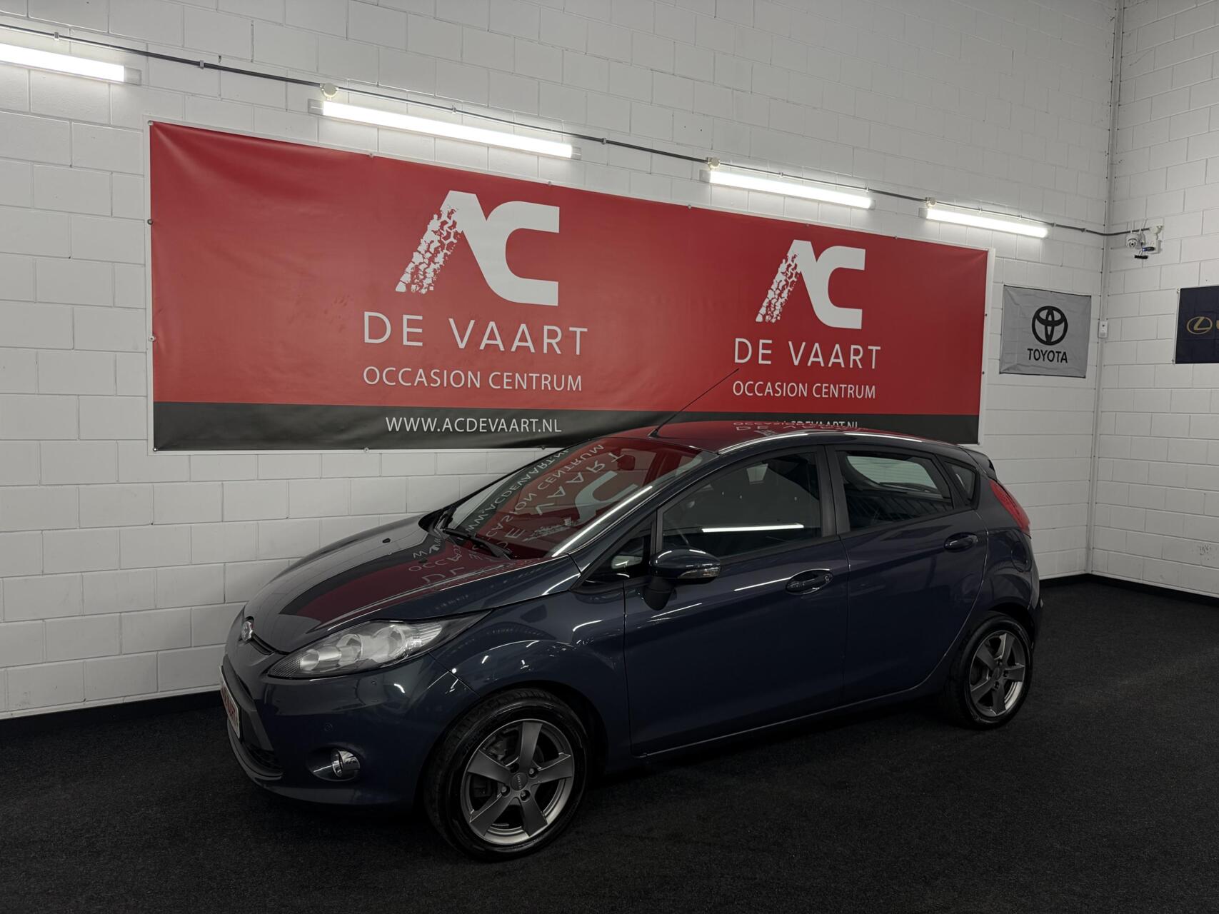 Ford Fiesta 1.4 Titanium 2012 - voorkant