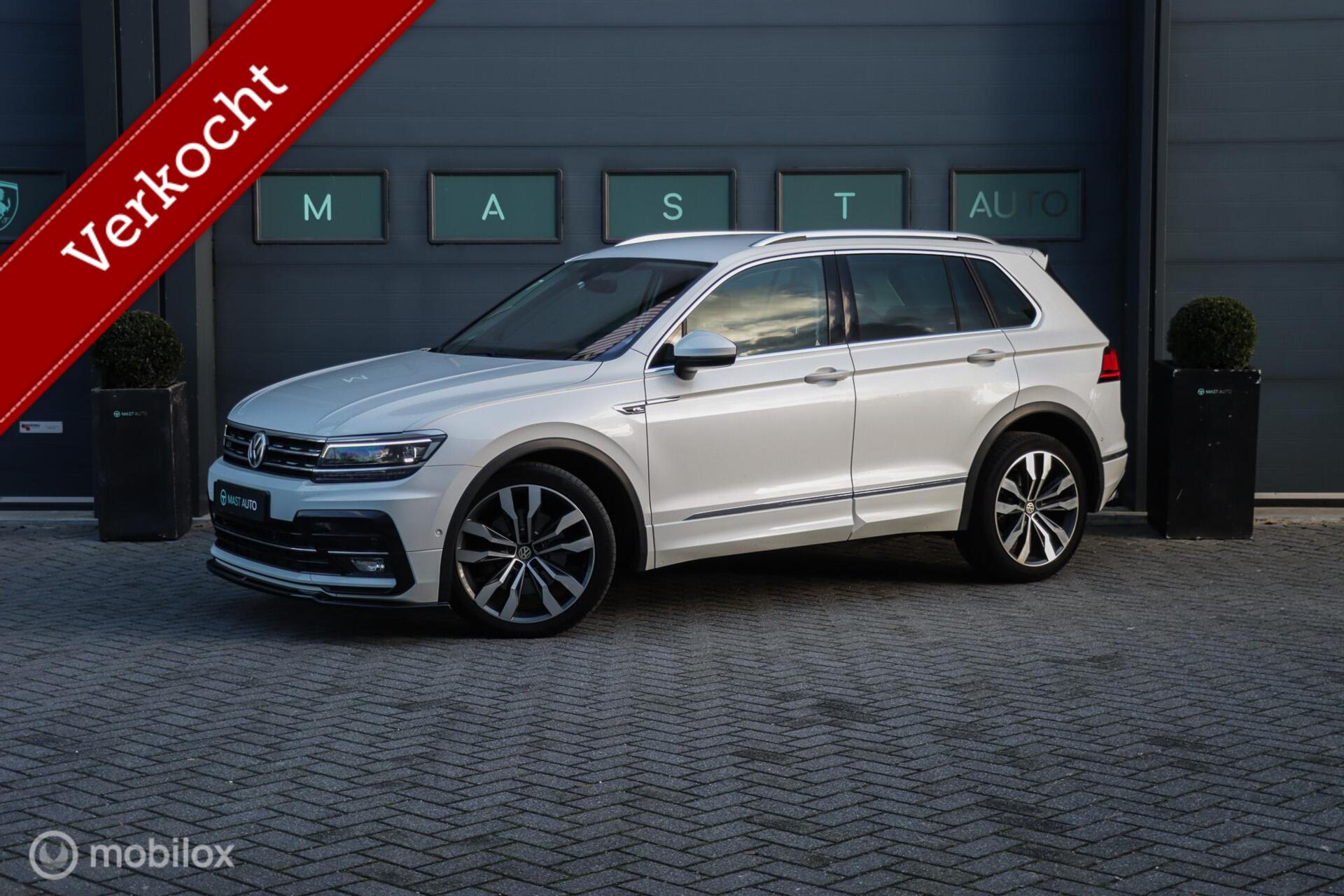 Volkswagen Tiguan 2.0 TSI 4Motion Highline Business R-line|Leder|Camera|Apple carplay 2017 - voorkant