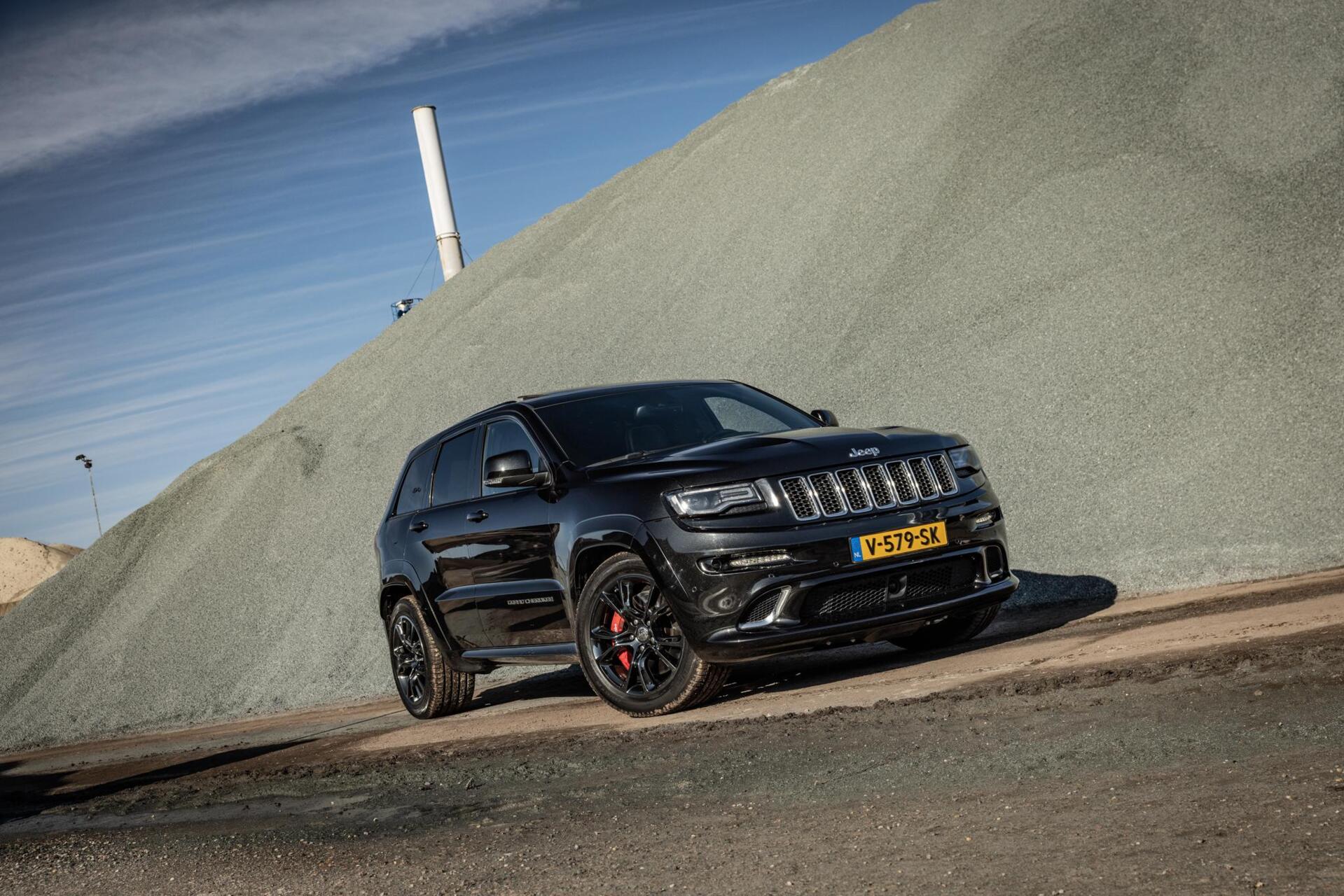 Foto van JEEP GRAND CHEROKEE SRT