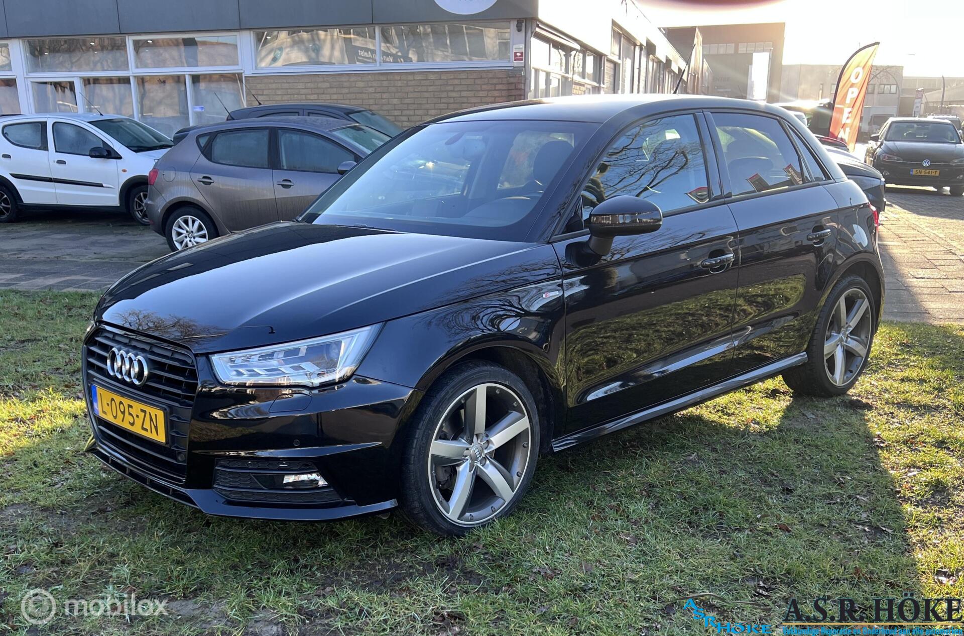 Audi A1 Sportback 1.4 TFSI  150pk Navi-Leer S-Line 2016 - voorkant