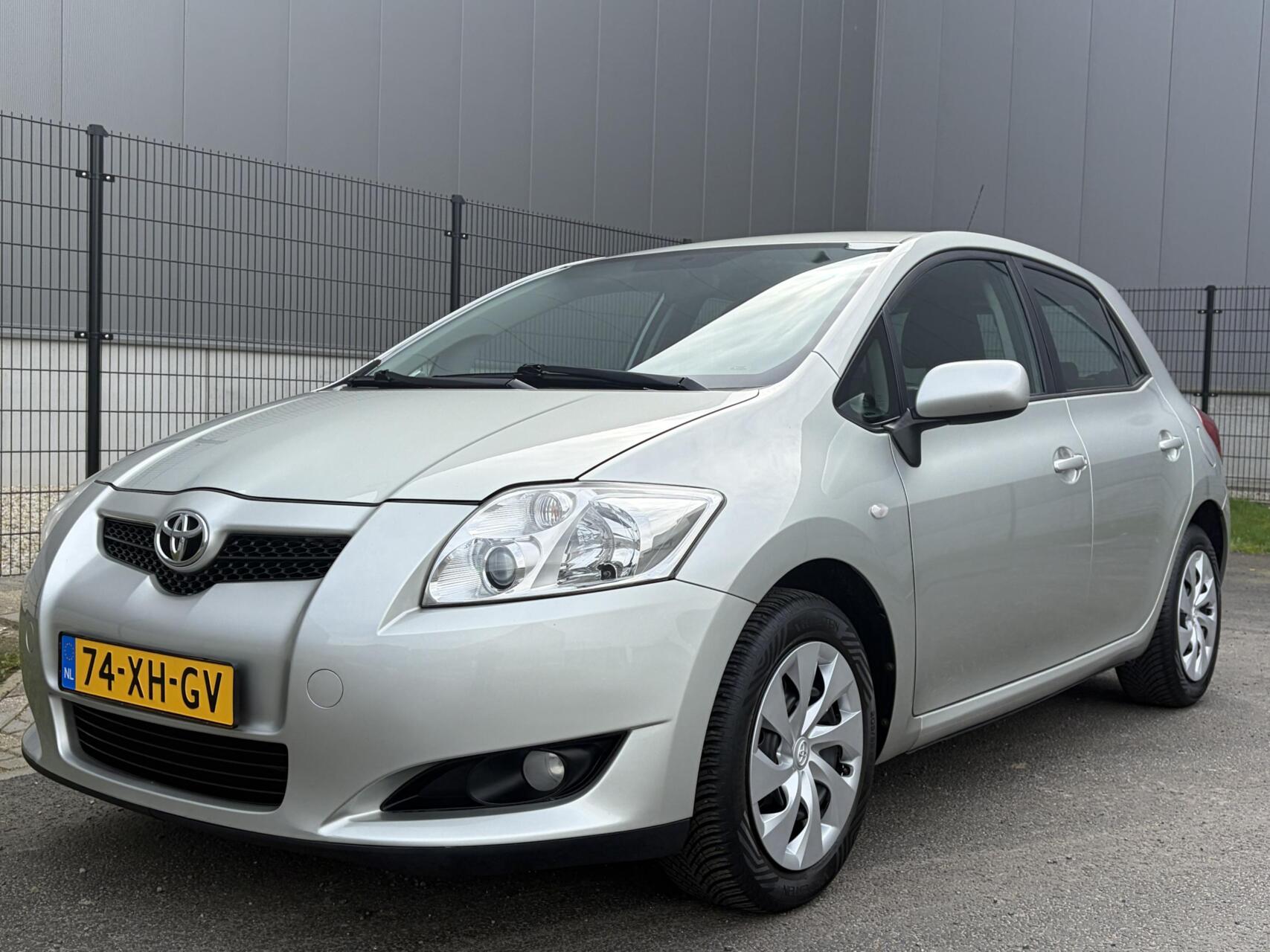 Toyota Toyota Auris 1.6-16V Sol | TREKHAAK | AUTOMAAT | CRUISE 2007 - voorkant