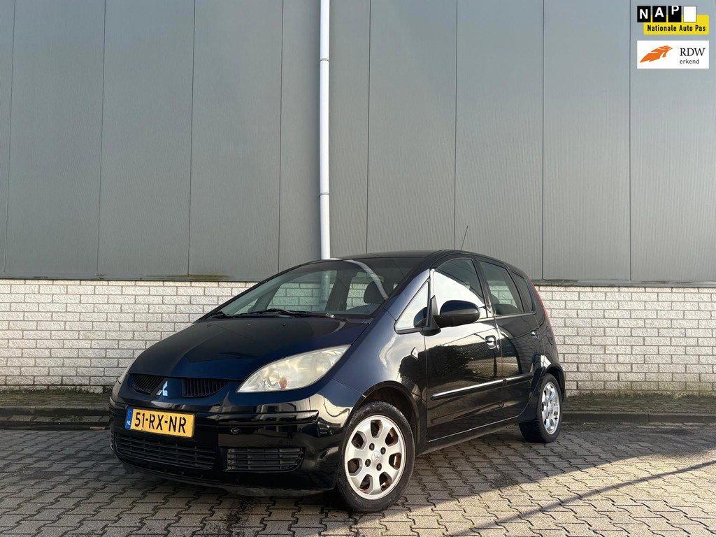 Foto van Mitsubishi Colt