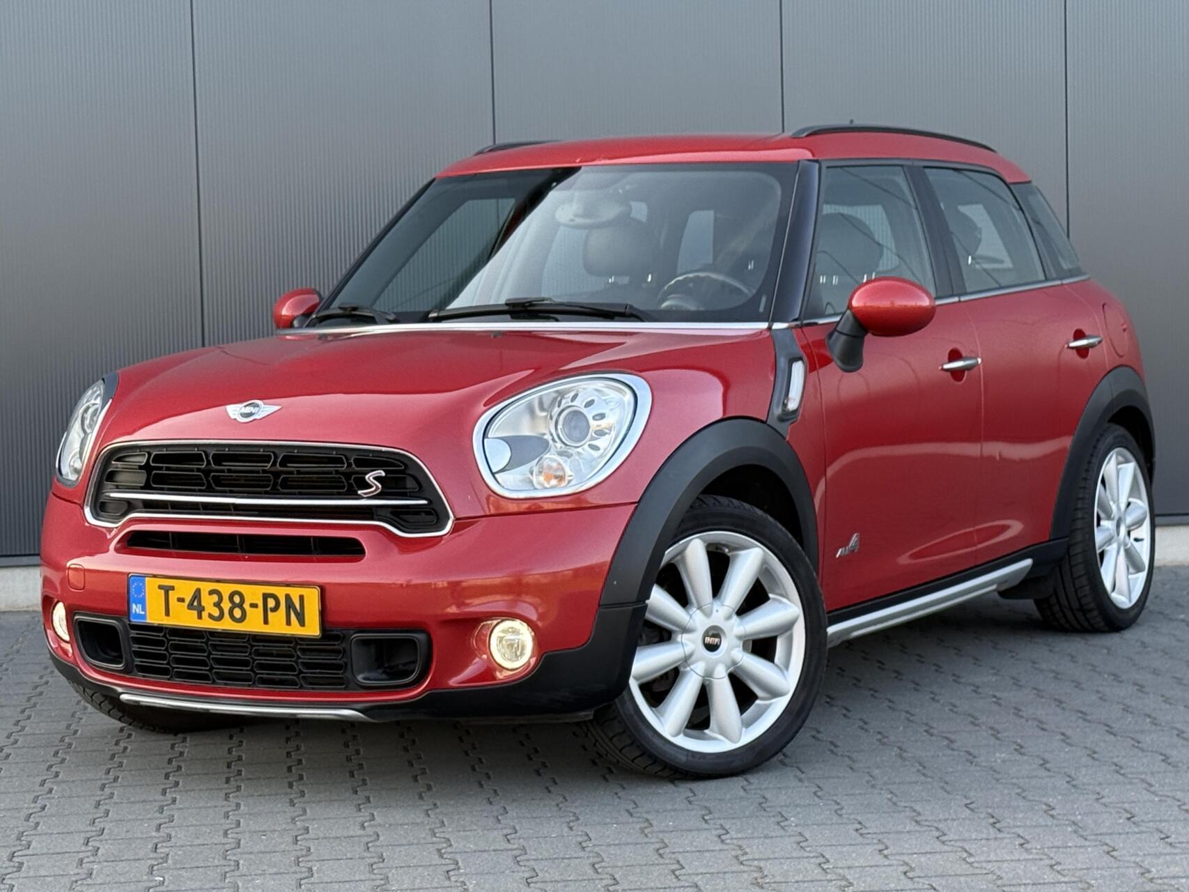 Foto van MINI COOPER S ALL4