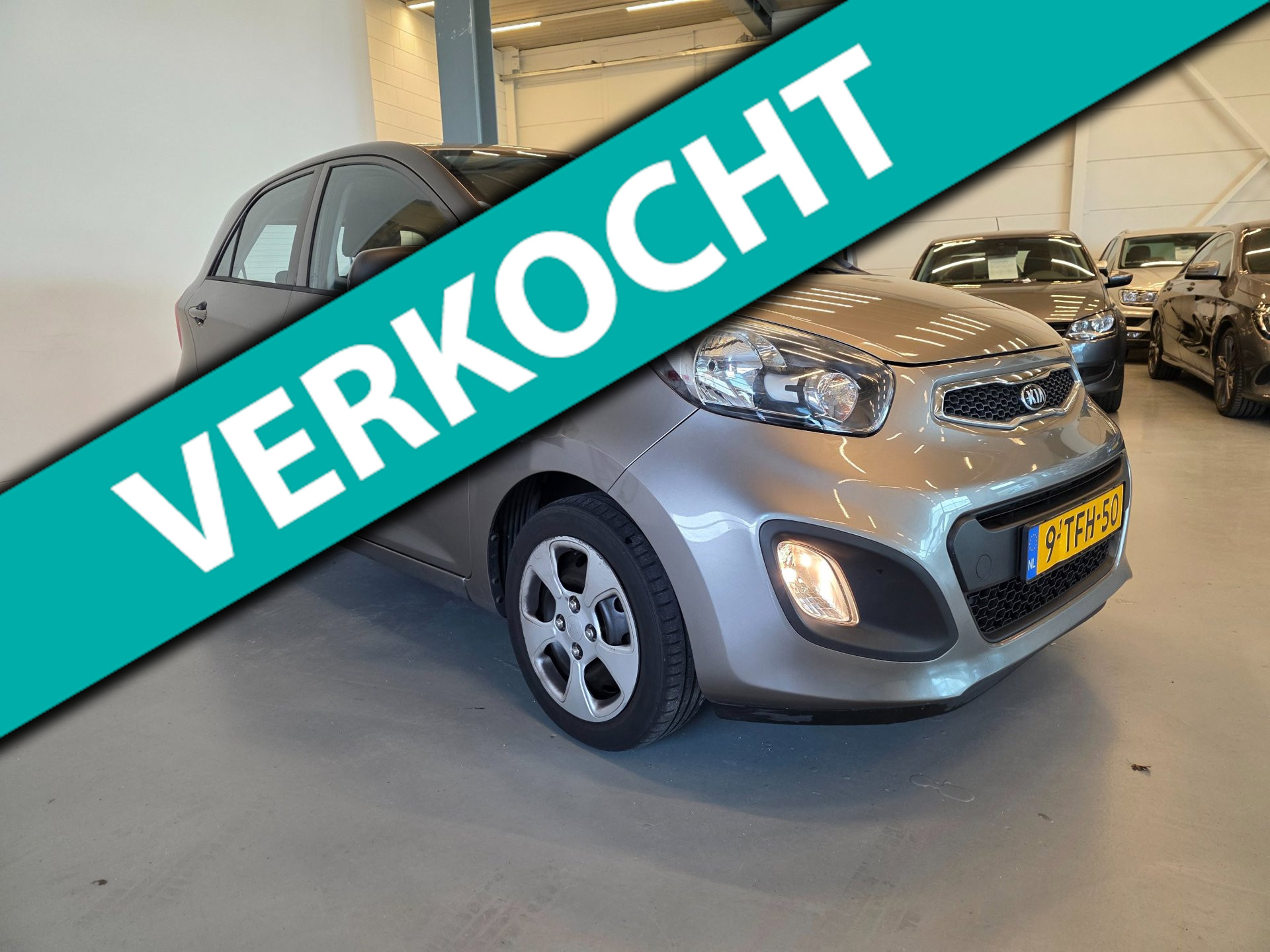 Kia Picanto 1.2 CVVT ISG Comfort Pack (CarPlay/AndroidAuto) 2014 - voorkant