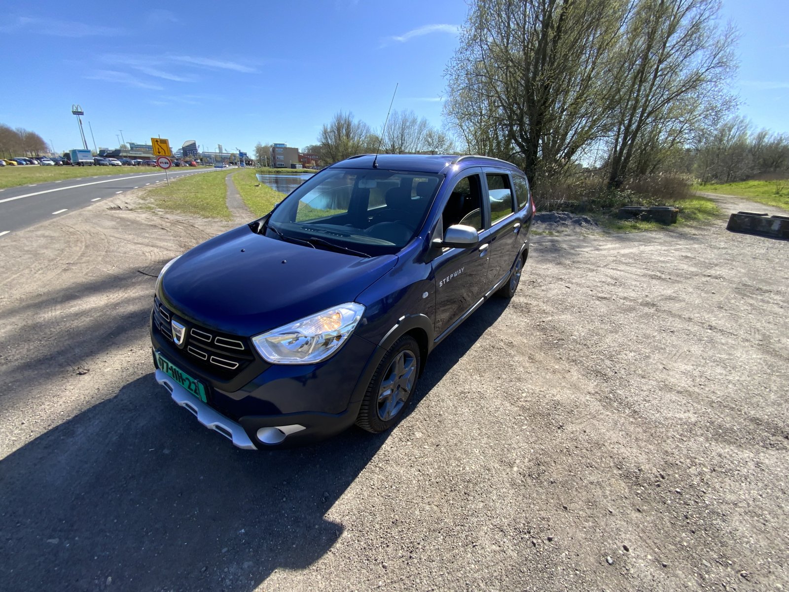 Dacia Lodgy 1.2 TCe SL Stepw 5p. 2017 - voorkant