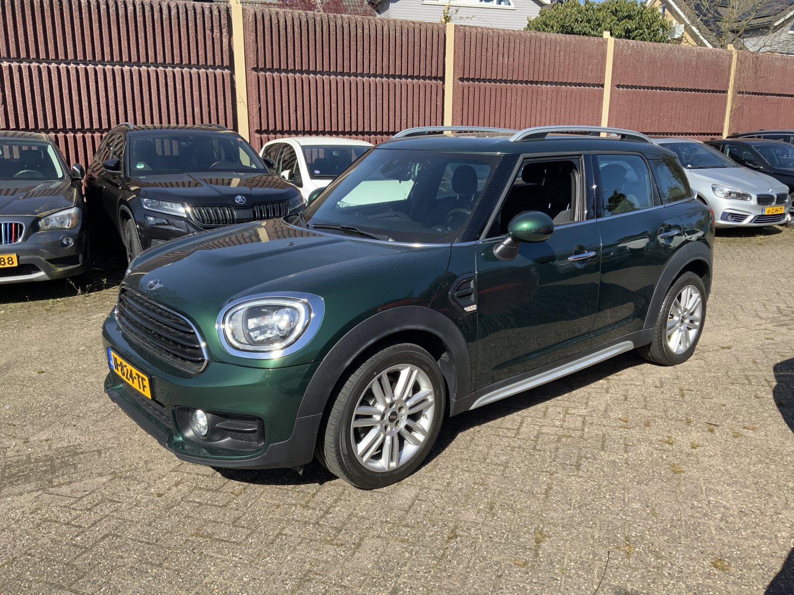 Mini Mini Countryman 1.5 One Chili 2018 - voorkant