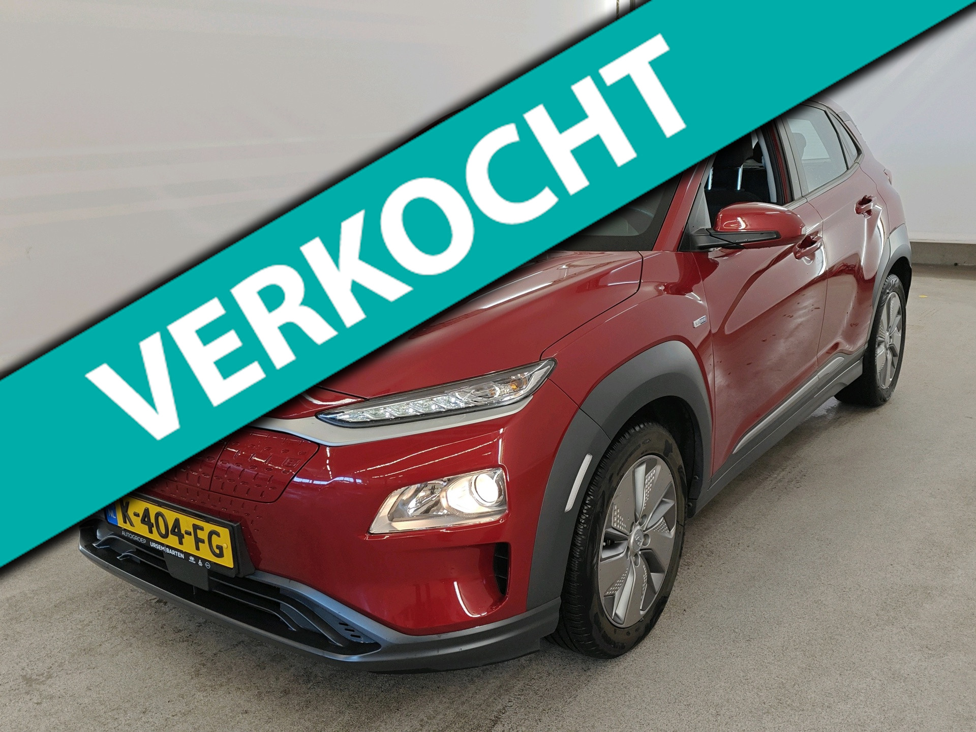 Hyundai Kona 64 kWh EV 204pk  Comfort  | SOH 100% | Warmtepomp | Camera | Apple CarPlay | PDC | DAB | 3 fase | ECC | ASCC | 17" 2020 - voorkant