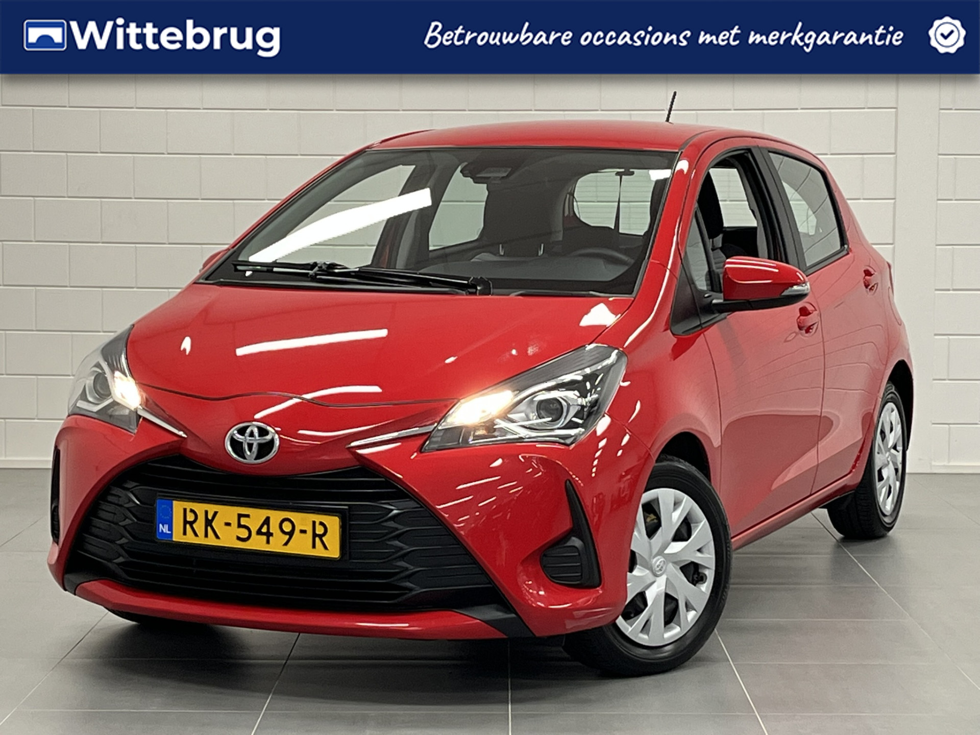 Toyota Toyota Yaris 1.5 VVT-i Aspiration 2017 - voorkant