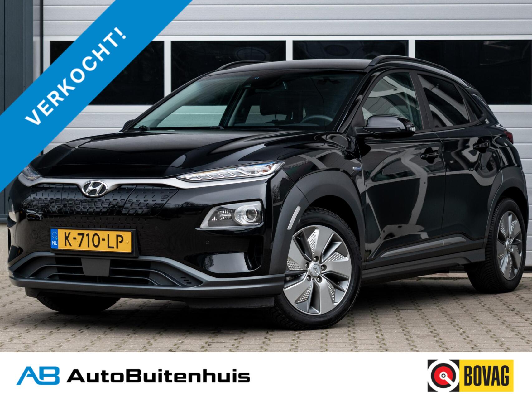 Hyundai Kona EV Premium 64 kWh|1e EIGENAAR|SOH 100%|STOEL-STUUR VERWARMD|STOELVENTILATIE|LEDER|DODEHOEKDETECTIE 2020 - voorkant