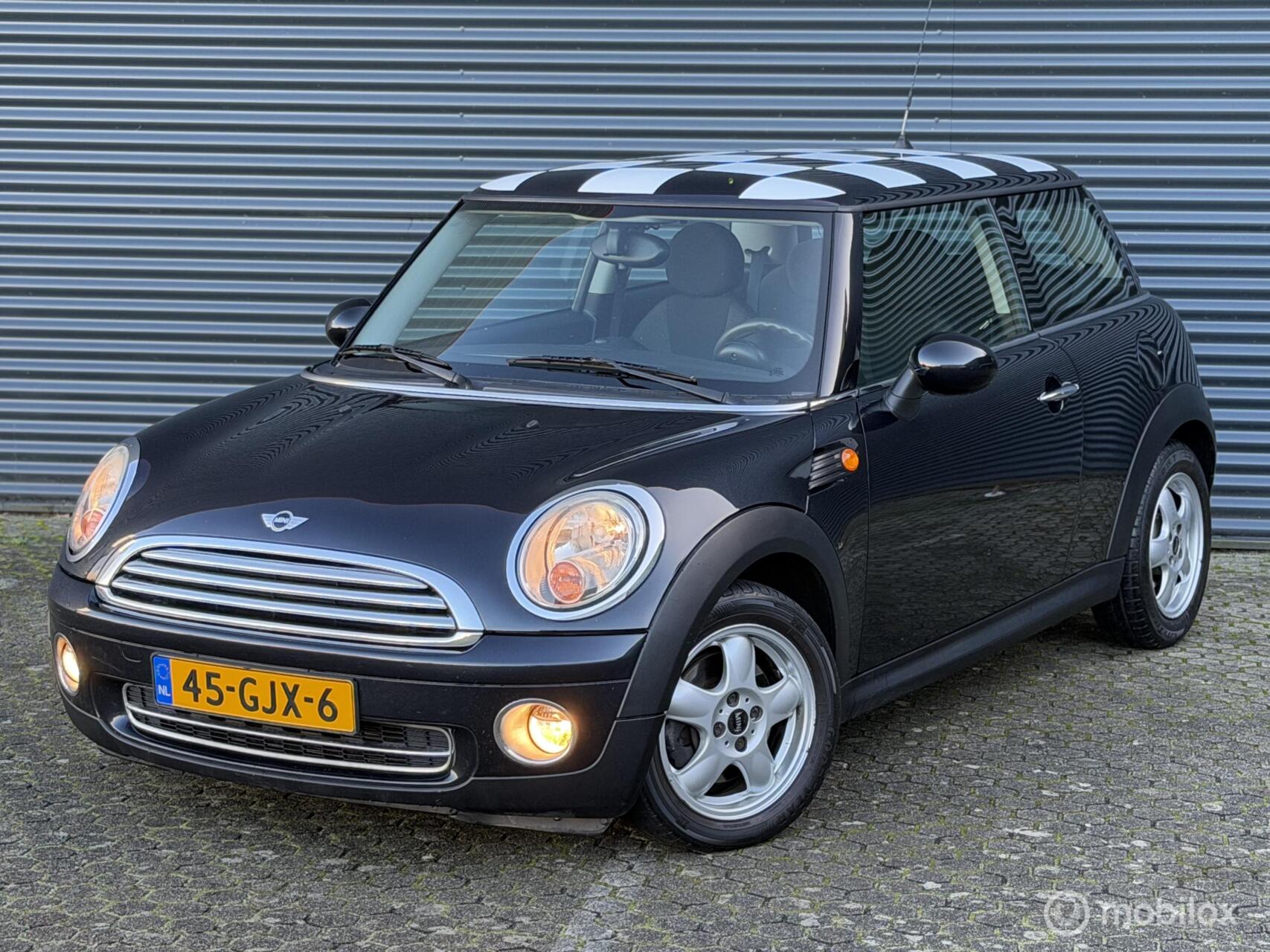 Foto van MINI MINI ONE
