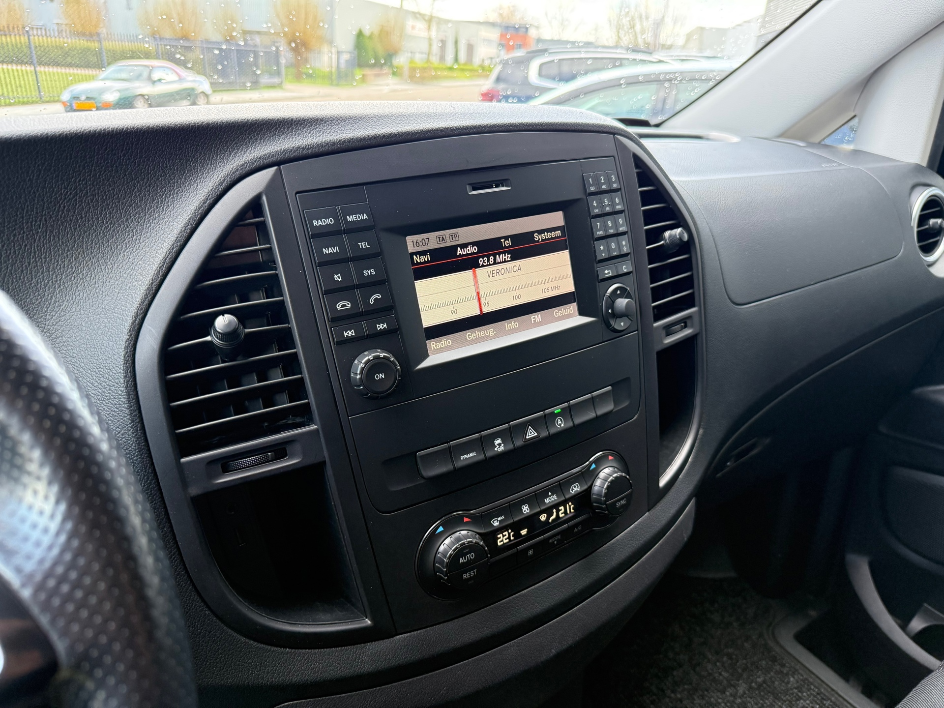 Foto van Mercedes-Benz Vito