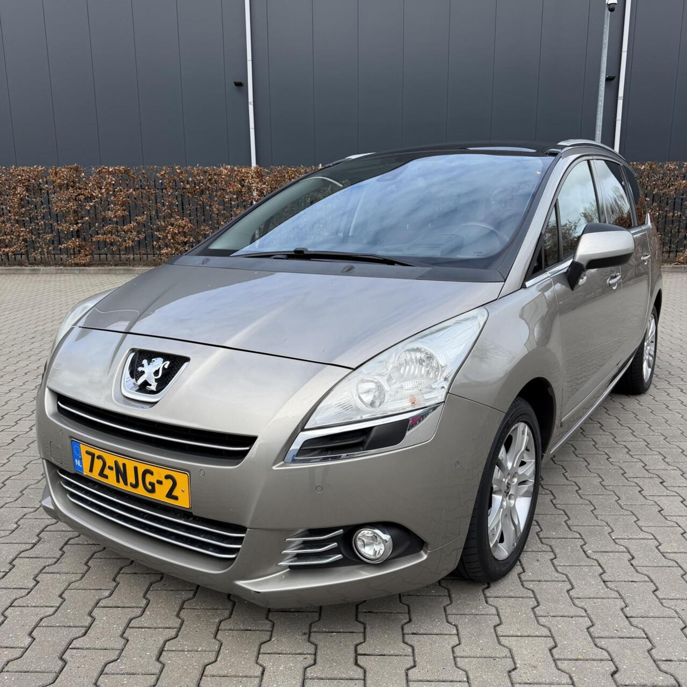 Foto van PEUGEOT 5008