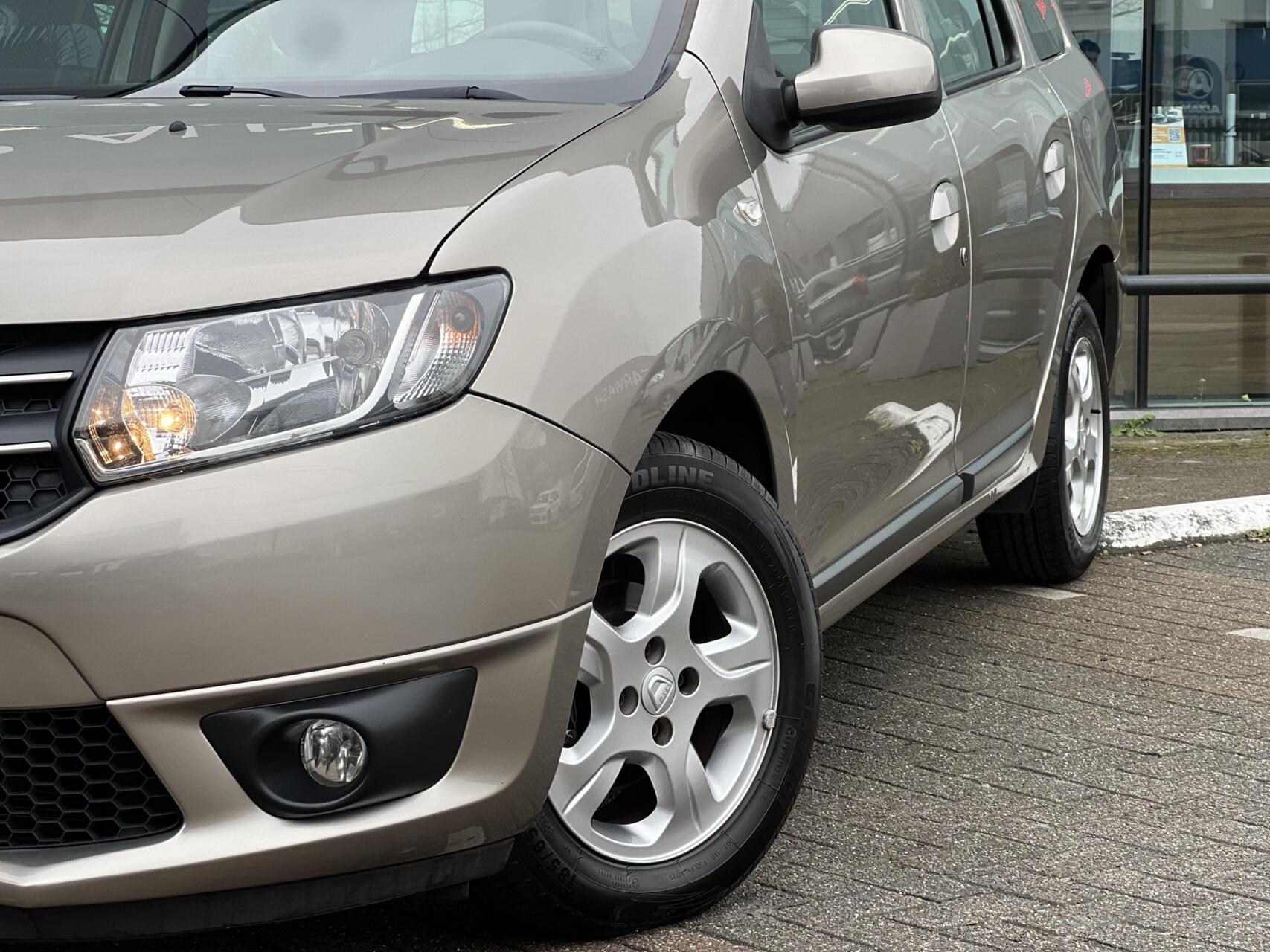 Foto van Dacia Logan