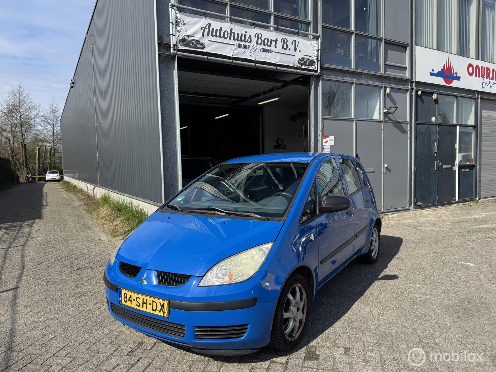 Foto van MITSUBISHI MITSUBISHI COLT