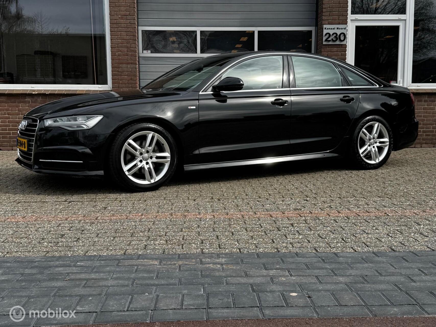 Audi A6 Limousine 1.8 TFSI S Line AUT NAVI/AIRCO/LED/TREK 2017 - voorkant