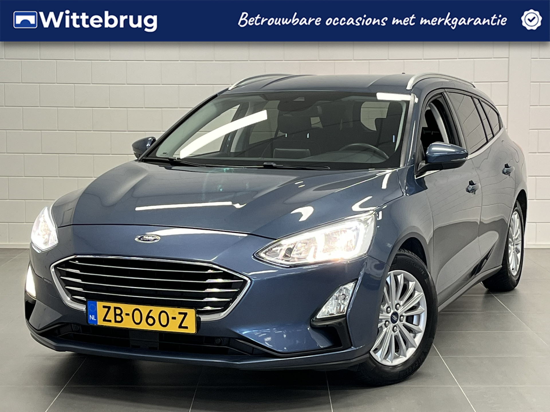 Ford Focus 1.0 EcoBoost Titanium Business 2019 - voorkant