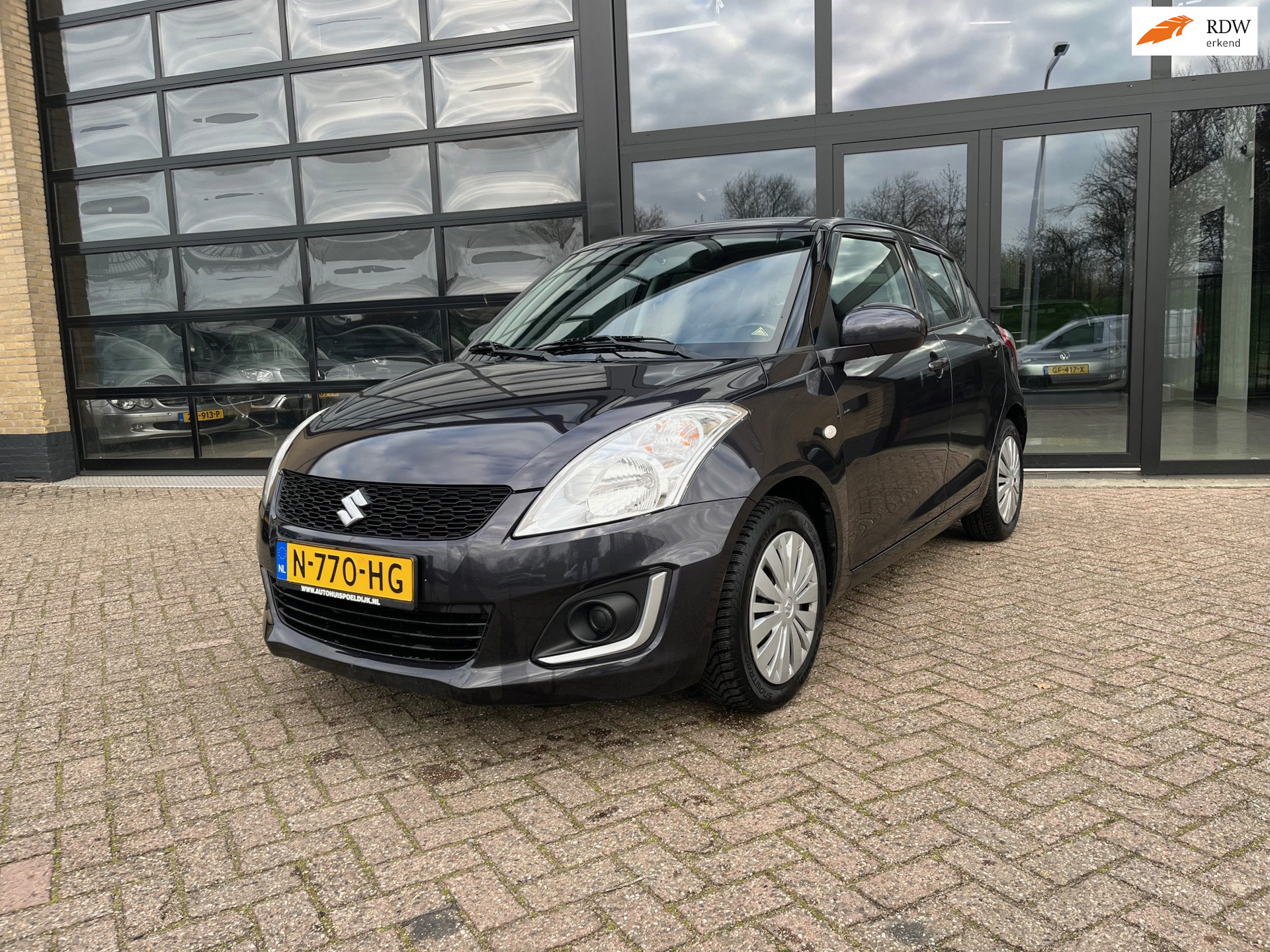 Foto van SUZUKI SWIFT