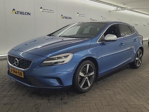 Volvo V40 1.5 T3 Kinetic 2020 - voorkant