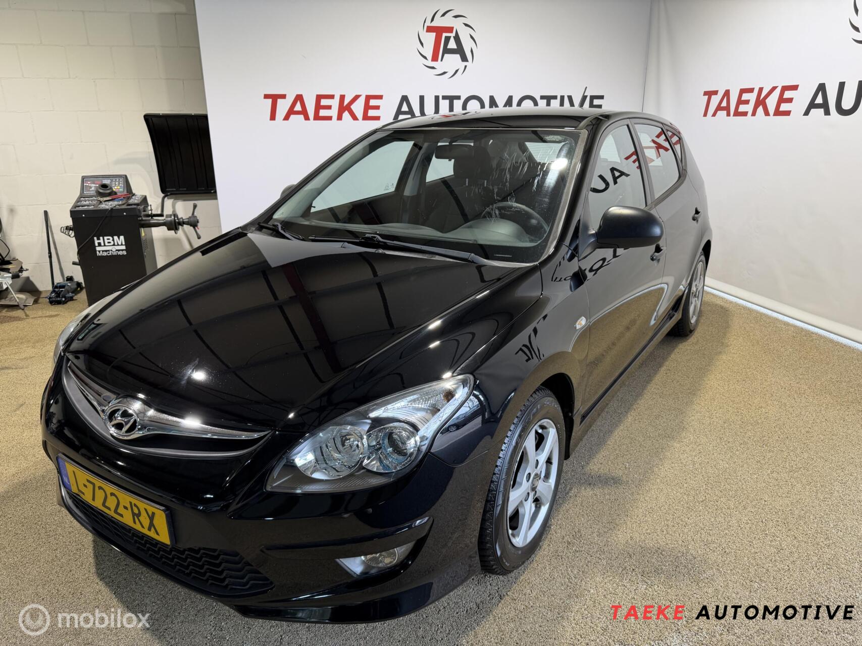 Foto van HYUNDAI I 30CW