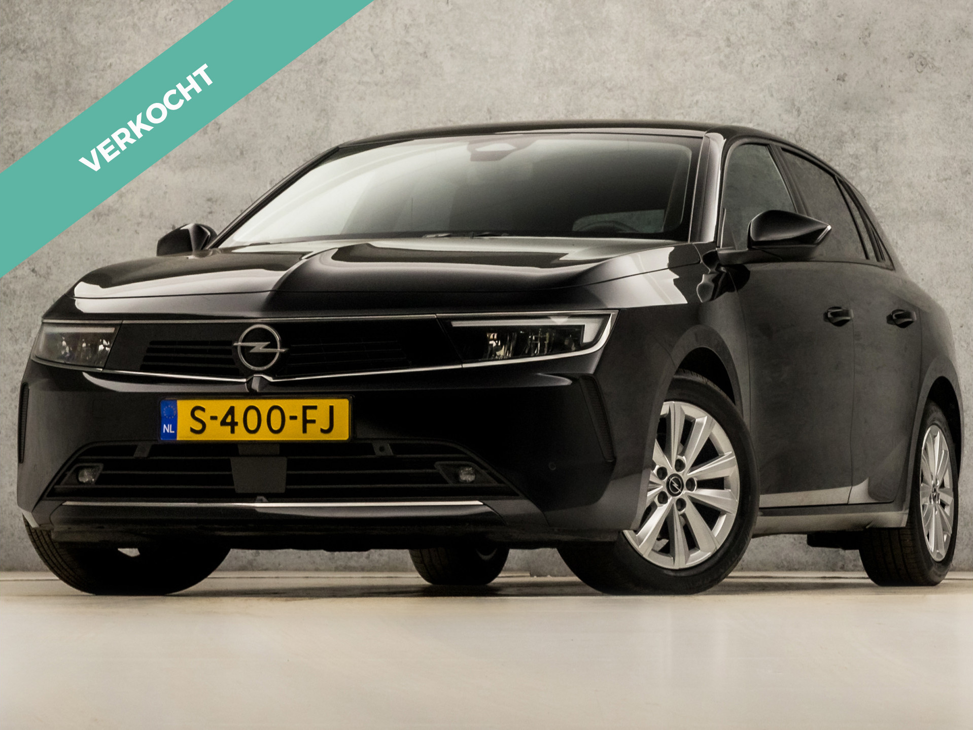 Opel Astra 1.2 Sport 2023 - voorkant