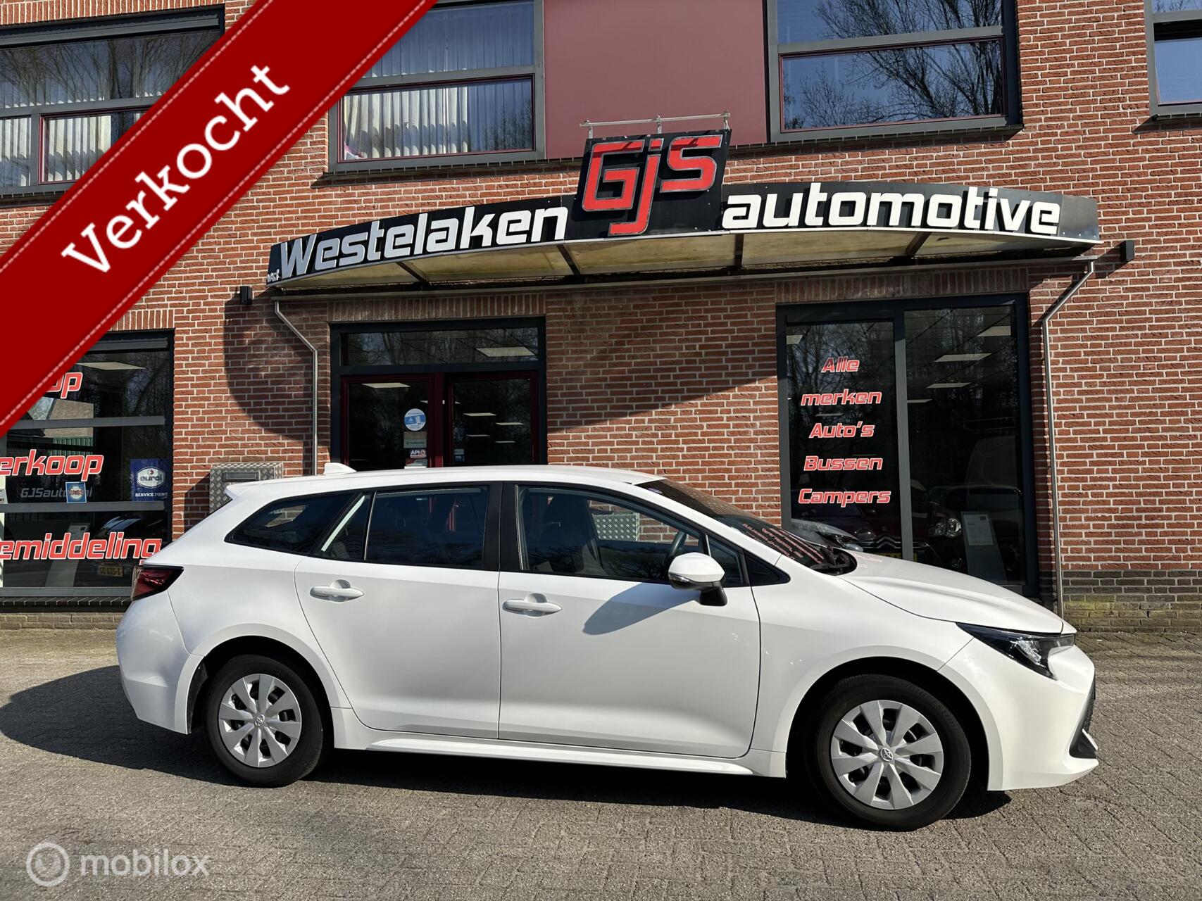 Toyota Toyota Corolla 1.8 Hybrid Comfort 2023 - voorkant
