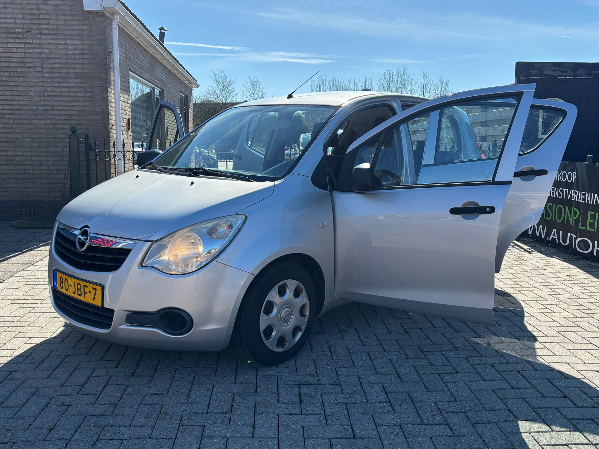 Foto van Opel Agila