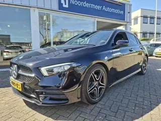 Mercedes-Benz A-klasse 180 AMG Line 2022 - voorkant