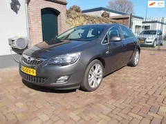 Opel Astra 1.4 Turbo Sport 2011 - voorkant