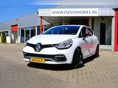 Renault Clio 1.6 R.S. 2015 - voorkant