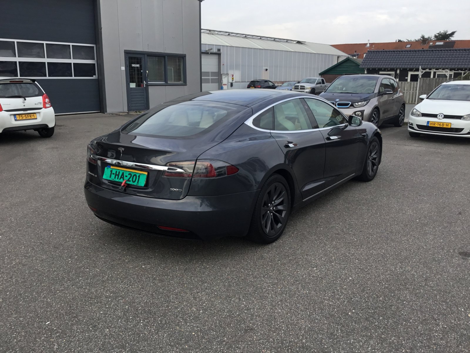 Inspectiefoto van Tesla Model S