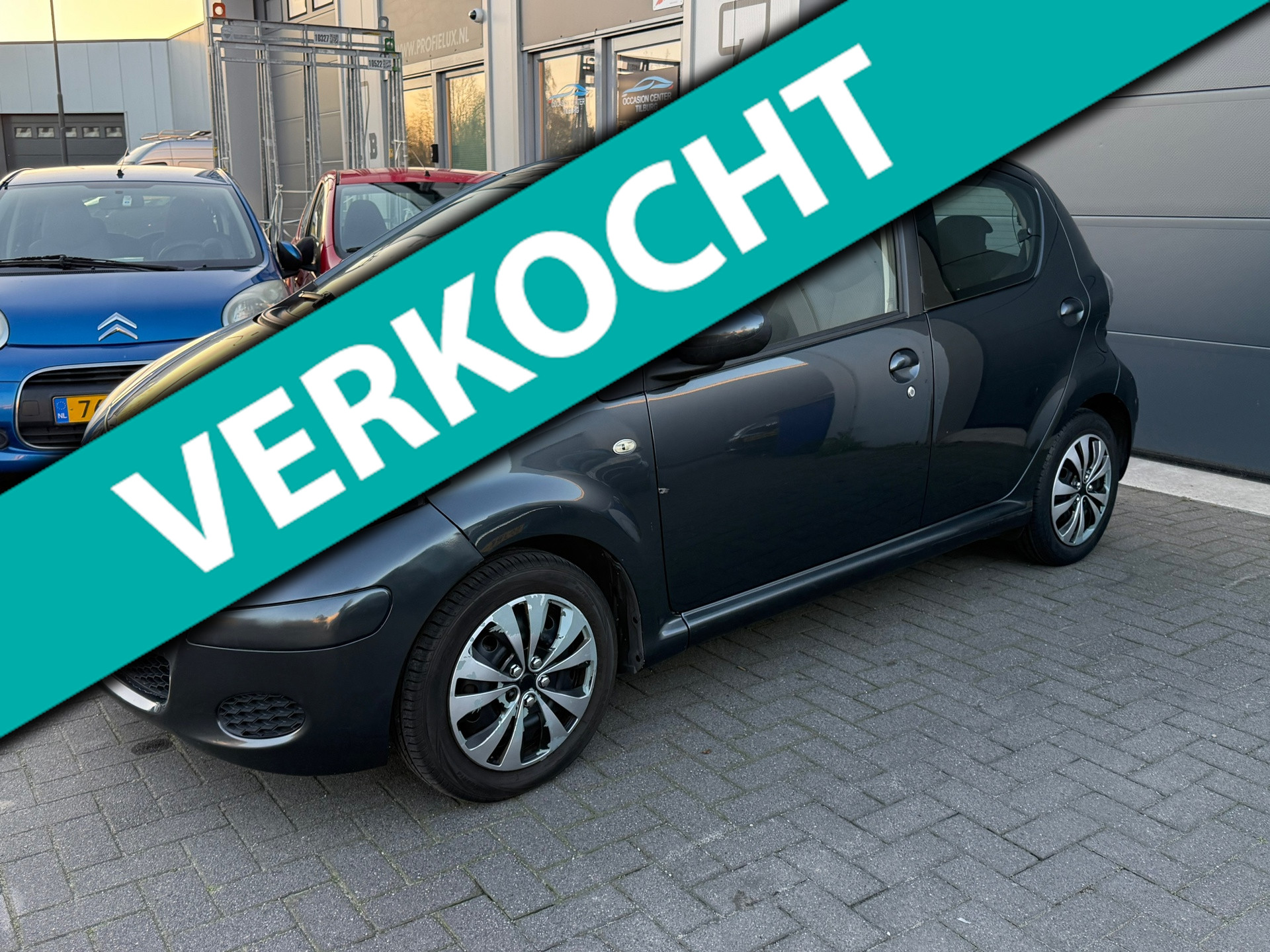 Toyota Toyota Aygo 1.0 AIRCO | ELEKTR PAKKET | STOELVERWARMING | APK 03-27 | 2010 - voorkant