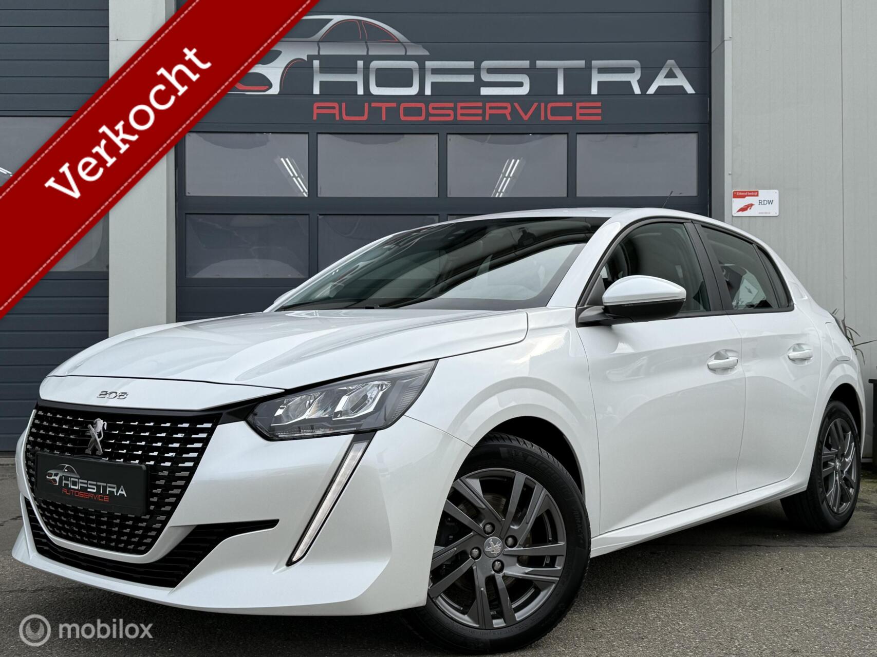 Peugeot 208 1.2 PureTech Active Pack CarPlay Full-Led 101Pk! 2021 - voorkant