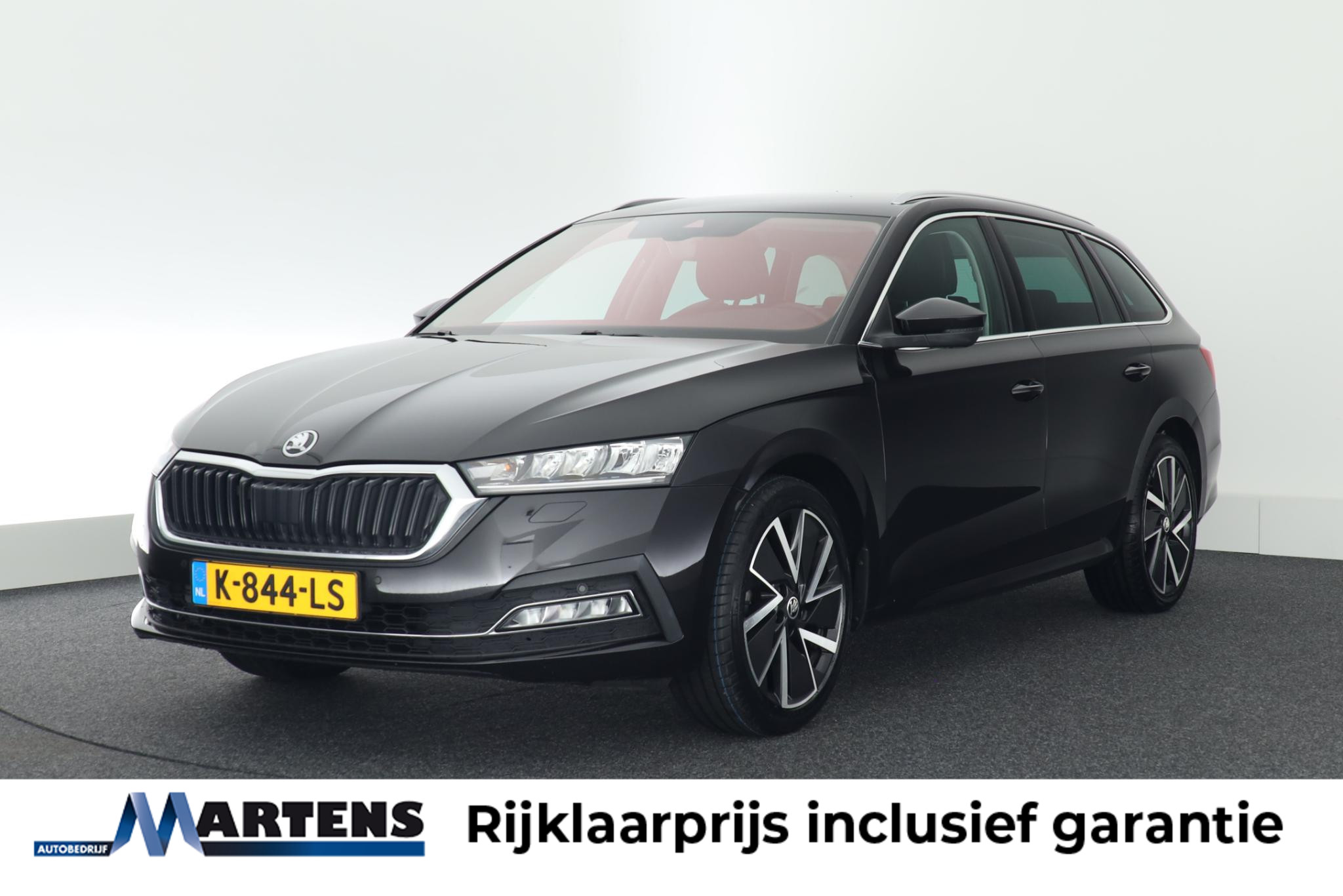 Skoda Octavia 1.0 e-TSI 110pk DSG Business Edition Plus 2021 - voorkant