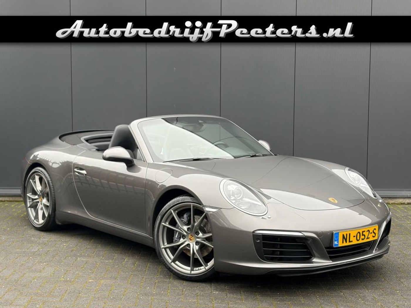 Foto van PORSCHE 911 CARRERA