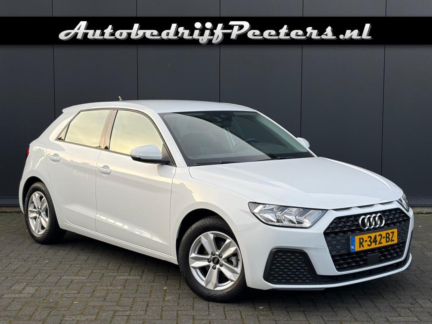 Audi A1 SB 25 TFSI Virtual Cockpit Cruise Carplay Android NL-auto 2022 - voorkant
