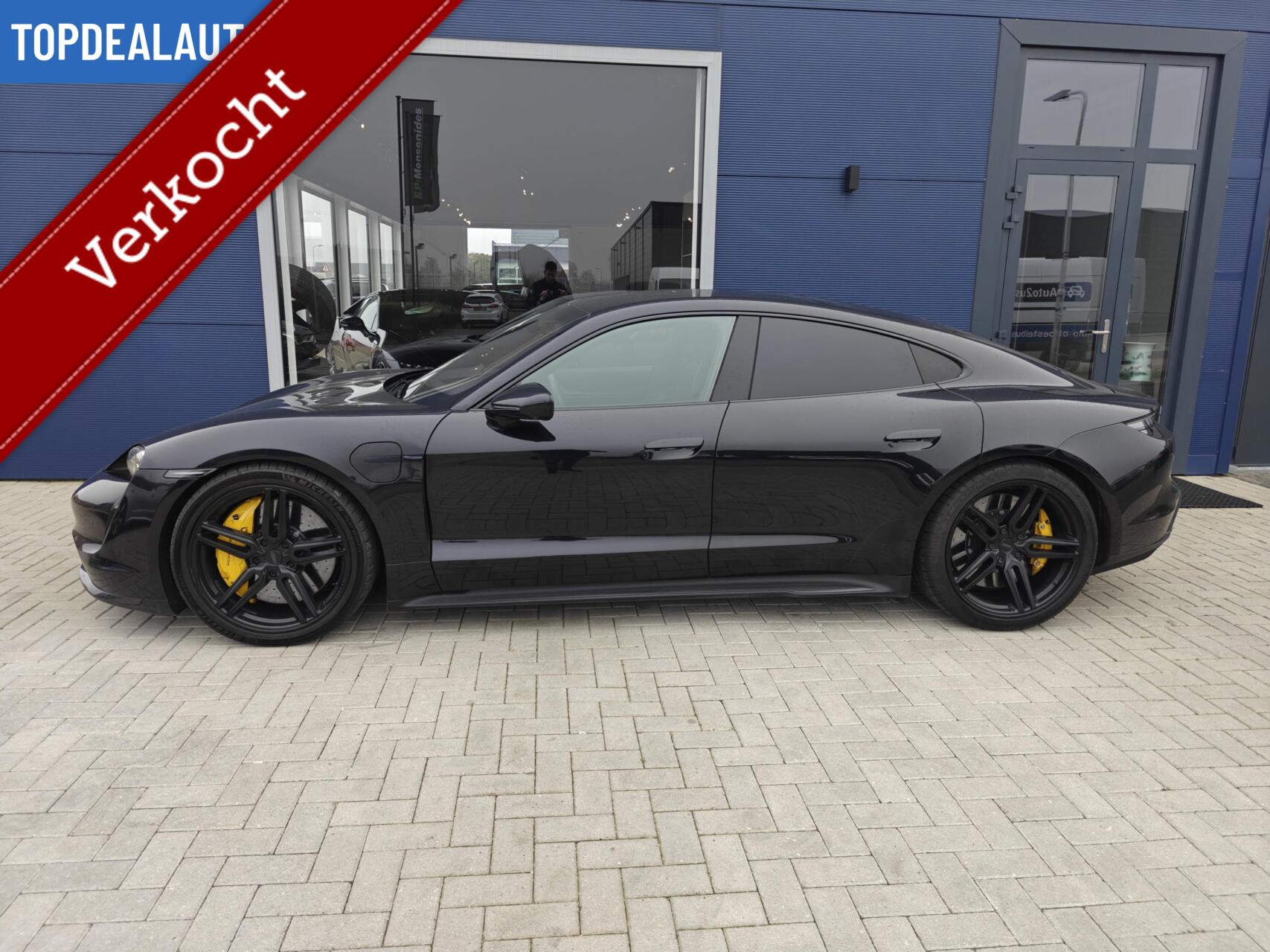 Foto van PORSCHE TAYCAN TURBO S